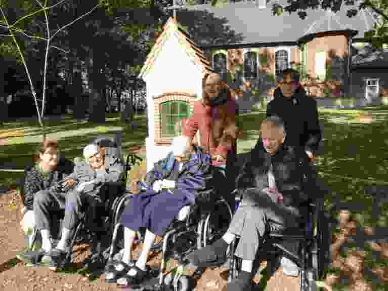Groepsfoto 23 09 1 V en 2 V
